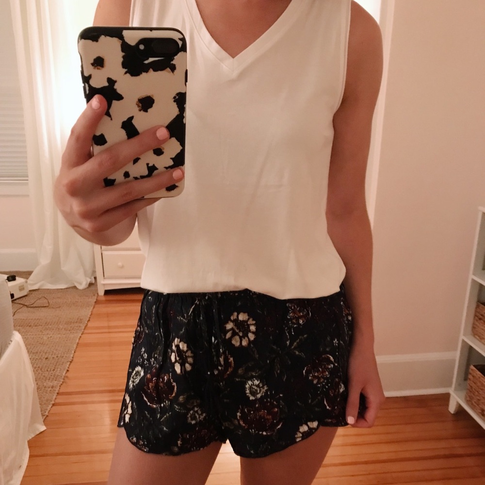 ✨ A&F Patterned Shorts ✨